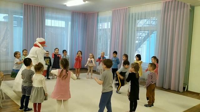 Песенка "Снеговик" средняя группа. смотреть онлайн