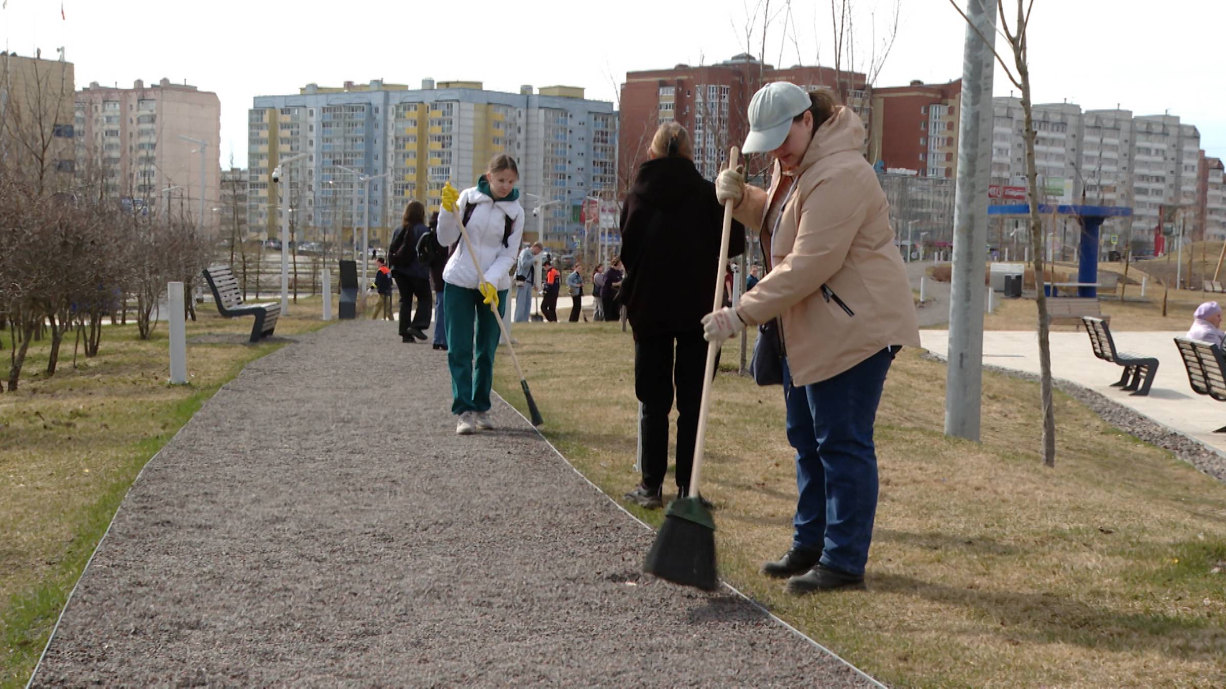 Субботник в «Серпантине»