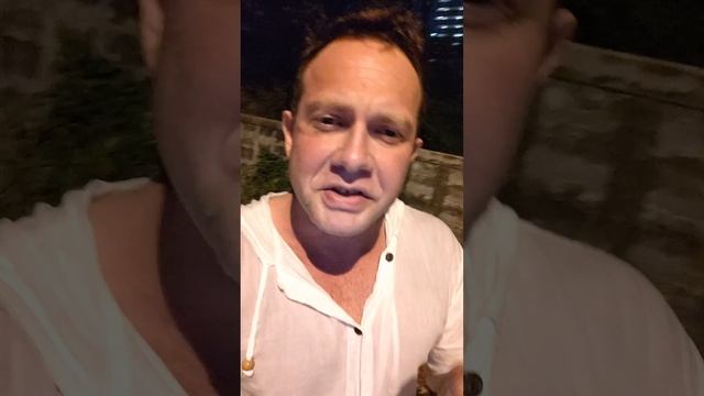 Гештальттерапевты и наперсточники. Что между ними общего?