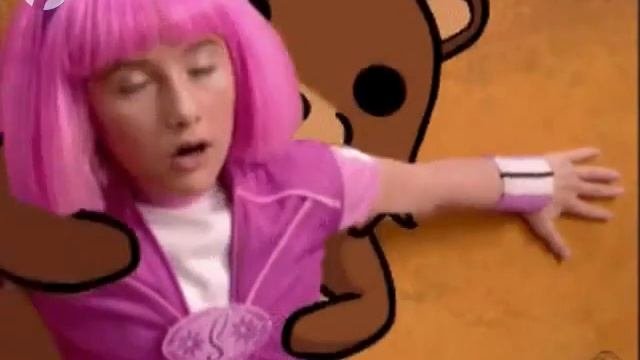 LAZYTOWN ОТКРОВЕННАЯ СЦЕНА