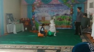 Қазақтың салт дәстүрлі ойыны "қыз қуу"