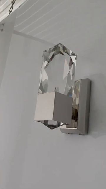 Настенный светильник Cloyd из серии Cryo (арт.20174) смотреть онлайн