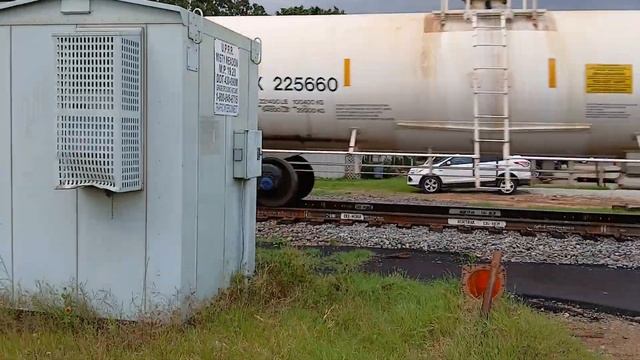 UP 6432 New Paint Scheme Leads Manifest Magnolia,Tx смотреть онлайн