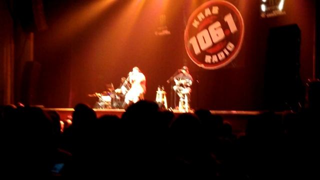 Big B - "Before I Leave This Place" (Acoustic) Live At Acoustic Krab Radio Christmas Show смотреть онлайн