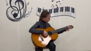 Русская народная песня "Ёлка ты, ёлка моя" исполняет Устименко Алиса