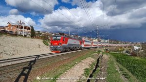 Электровоз ЭП20-050 с двухэтажным поездом № 266 Новороссийск-Москва
