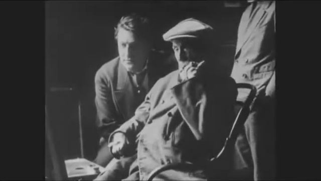 Pierre Auguste Renoir   Filmed Painting at Home 1919 смотреть онлайн