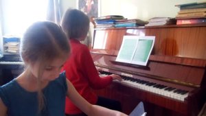 Музыка М.И. Ройтерштейна, слова Е.Ф. Трутневой. Вечерняя песня