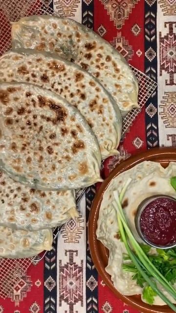 Женгялов Хац #женгяловхац#зелень #армянскаякухня #тесто #скоровесна смотреть онлайн