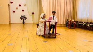 Шуточная сценка - родители глазами детей 👨👩👧👦