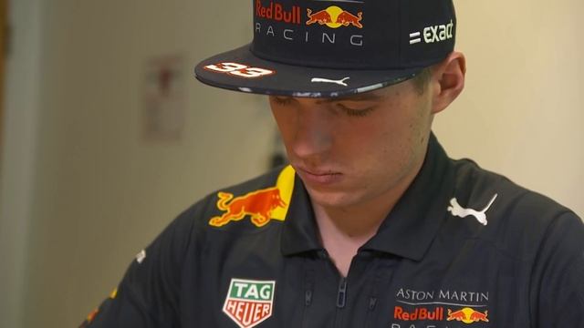 Racing Down Under – Daniel Ricciardo & Max Verstappen Preview The 2018 F1 Australian GP | M1TG