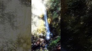 Красивые звуки водопада полное спокойствие!