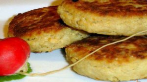 Биточки картофельно-яблочные с хреном