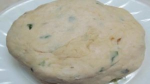 Пицца с двумя сырами на тесте с картофельным пюре