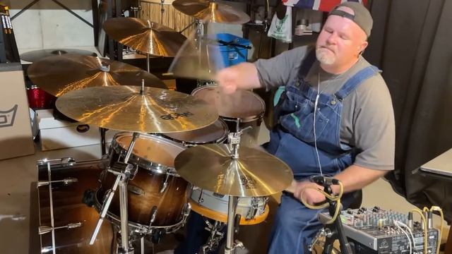 Sugar Magnolias-grateful dead-drum cover смотреть онлайн