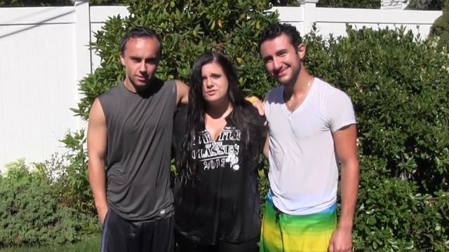 Ice Bucket Challenge - Kristina, Dan, Tom, Tyler, Kelly смотреть онлайн