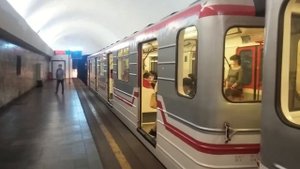 81-717М/714М На станции Авлабари Видео 13 июля 2021 г.