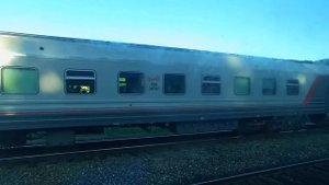 ТЭП70БС-265 со скорым пригородным поездом "Восток" Барнаул-Бийск отправляется со станции "Гордеево"