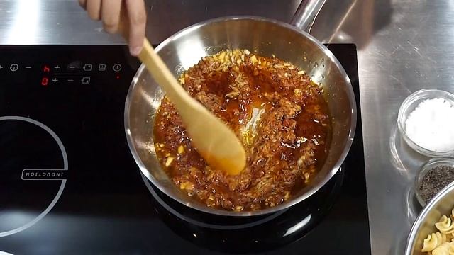 Sun Dried Tomato Pesto Pasta Recipe | Metro.style смотреть онлайн