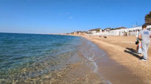 ТЕПЛЫЙ ОКТЯБРЬ В СЕВАСТОПОЛЕ, ГУЛЯЕМ В ПАРКЕ УЧКУЕВКА.