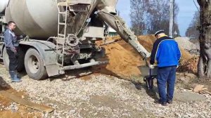 Бывает и такое. Выгрузка в тачку