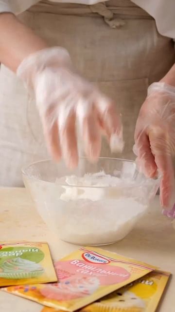 Сахарные яйца - простой и эффектный декор для куличей