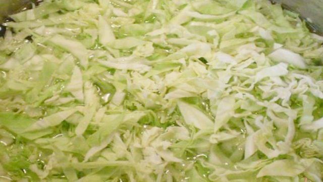 Борщ из свежих овощей с сердцем