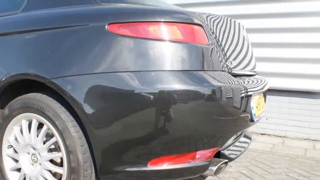 Alfa Romeo GT 1.8 Twin Spark 16v Distinctive/Navi/ECC/Cruise-ctr смотреть онлайн