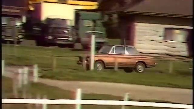 BMW 1602 | Retro Car review | Drive In | 1974 смотреть онлайн