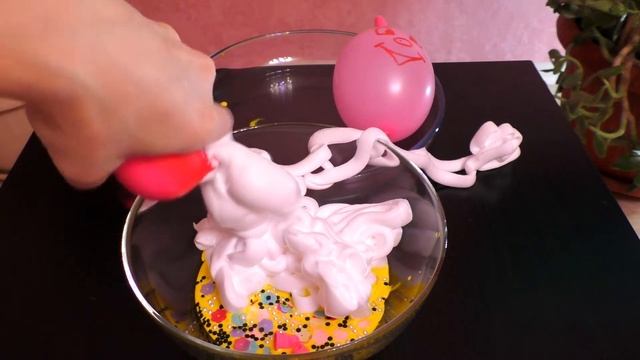 СЛАЙМ с забавными воздушными шарами Что то пошло НЕ ТАК! смотреть онлайн