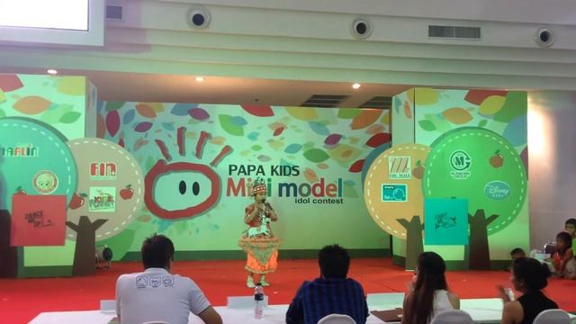 น้องคิงส์ รองชนะเลิศอันดับ 2 PAPA KIDS Mini model 2014 смотреть онлайн