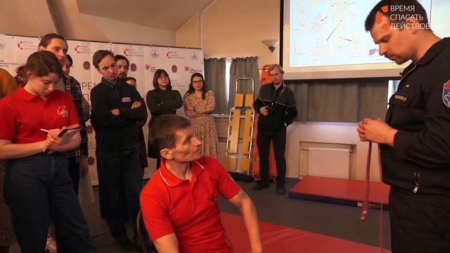 Первая помощь | «Помощники спасателей» смотреть онлайн