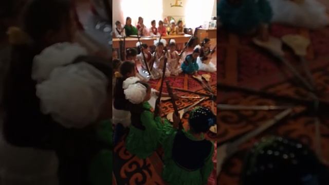 Камбаркан жомогу Б Байназаров мектебинде смотреть онлайн