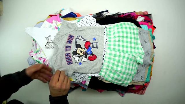 Мешок № 209043. Детский микс. Супер Крем Австрия. Арт 3033. Вес 31,1 кг. Кол-во 308 шт смотреть онлайн