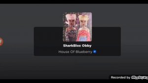 Как получить акулу на плечо в Roblox?