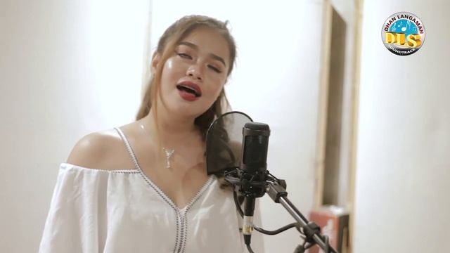 PURAW A ROSAS  (COVERED BY: DELAILA " LHENG" PAMITTAN) смотреть онлайн