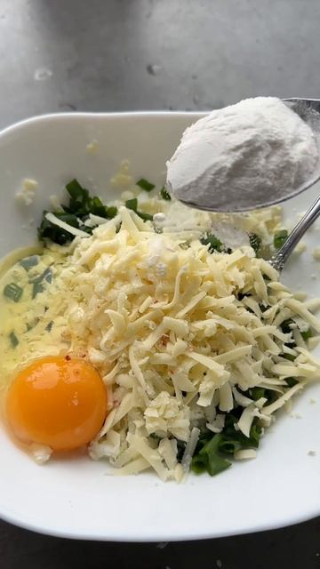 Простые и вкусные пирожки с яйцами  #пирожкисяйцами #пирожкислукомияйцом #простыепирожки #рецептыпп