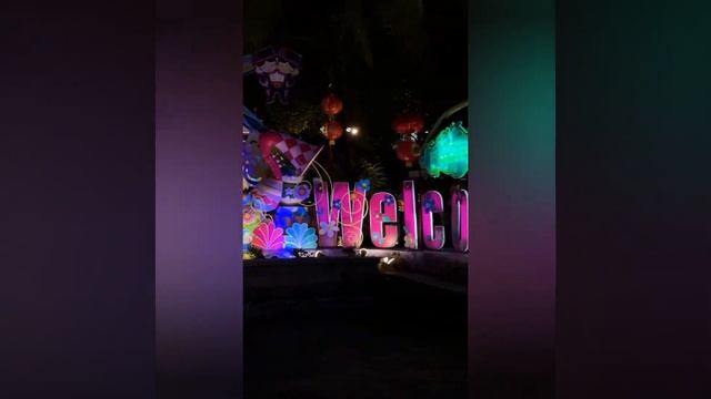 Будни Саши Стоун и Вали Карнавал - Переселение в другой отель, Красивое место. смотреть онлайн