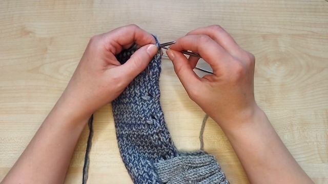 Вяжем бесшовные мужские следки от пятки!🔥Стопа и мысок в две нити! смотреть онлайн