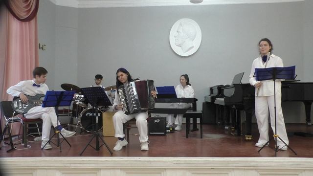 Януш Войтарович  "Your dance" Исп. ансамбль "Хеппи Бенд" НГК им. М.И. Глинки Новосибирск