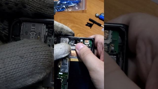 Почти угробил телефон! Или замена аккумулятора Nokia Lumia 1020 Battery Replacement самостоятельно смотреть онлайн