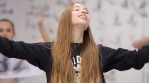 OPEN KIDS Show Girls! Официальный видео урок по хореографии из клипа часть 2 Open Art Studio