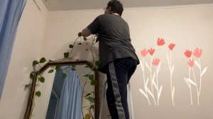 Вешаем лиану на стену