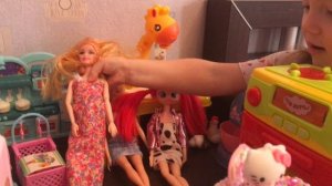 Барби на выписке из роддома