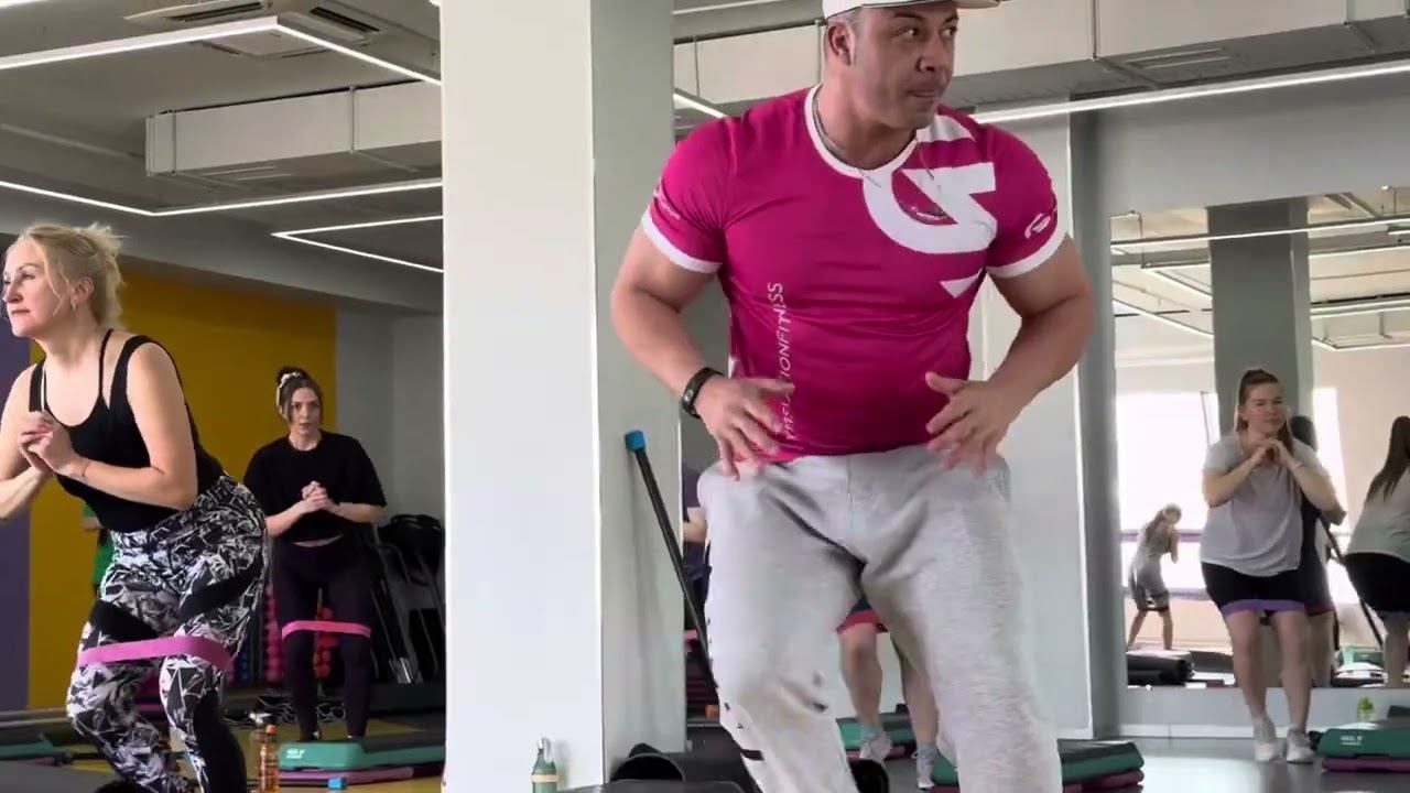 Тренировка Бразильские ягодицы в GYM STATION
