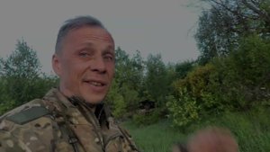 Собирал металл в мешки, как картошку.