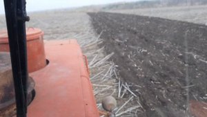 Дисковка полей весной по подсолнечнику!Т150 и бдм 3.2х4 Батя помогает на Мтз82 с бдт .