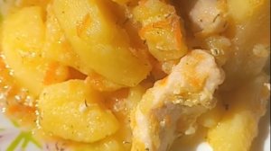 Картошечка с куриной грудкой в мультиварке просто объедение!!!!