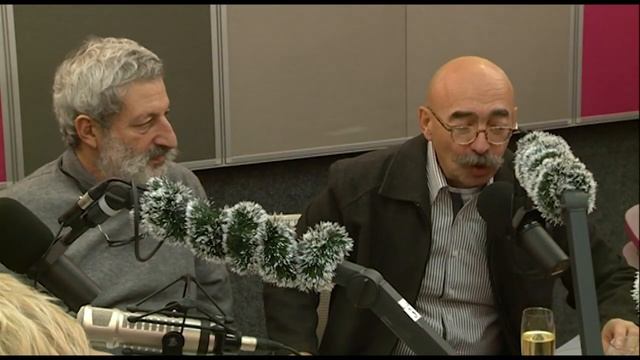 НОВОГОДНЕЕ ШОУ на ЪFM - Бильжо и пациенты смотреть онлайн