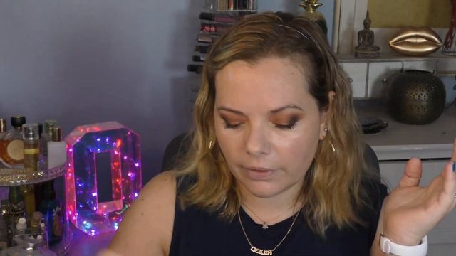 NOUVEAUTES MAKE UP FOR EVER : FOND DE TEINT HD SKIN HYDRA GLOW ET LA POUDRE HD SKIN SETTING POWDER смотреть онлайн